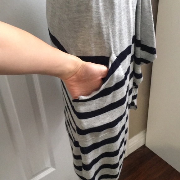 Striped Asymmetric Sleeveless Cardigan - Picture 3 of 7